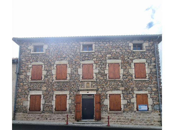 vente anuncios inmobiliara - Casa t11 234 m2 à Rosieres (43800)
