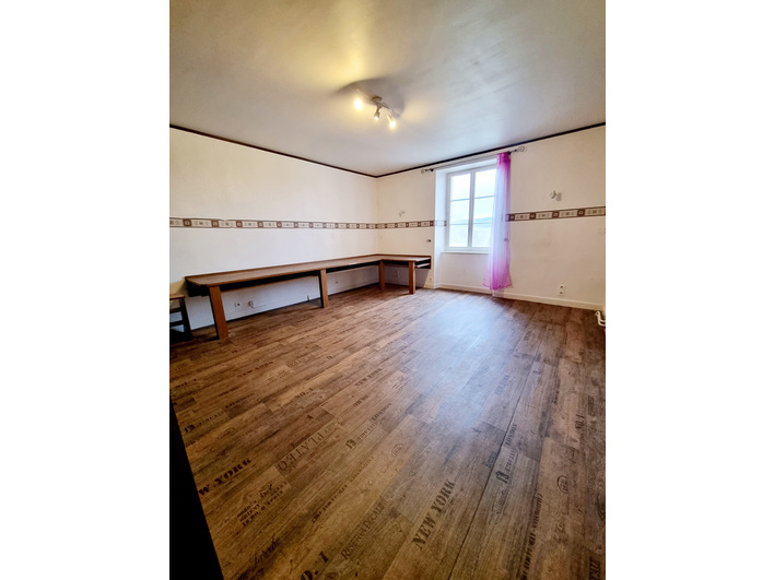 vente anuncios inmobiliara - Casa t11 234 m2 à Rosieres (43800)