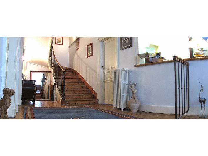 vente anuncios inmobiliara - Casa t8 303 m2 à Bagneres de Luchon (31110)