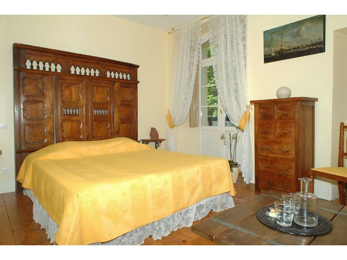 vente anuncios inmobiliara - Casa t8 303 m2 à Bagneres de Luchon (31110)