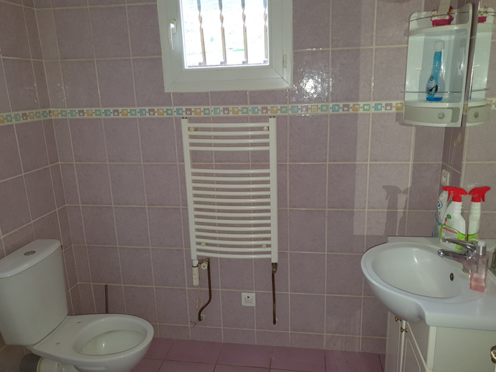 Maison beaux volumes grand s&eacute;jour quatre chambres avec vue