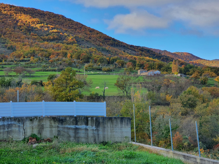 Maison beaux volumes grand s&eacute;jour quatre chambres avec vue